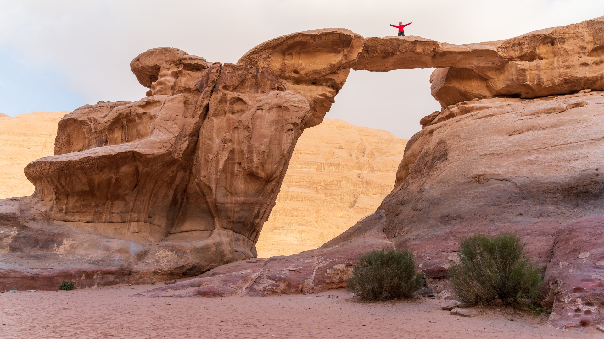 Steinbrücke Um Fruth in Wadi Rum, Jordanien – Foto: © Roland Rodenberg