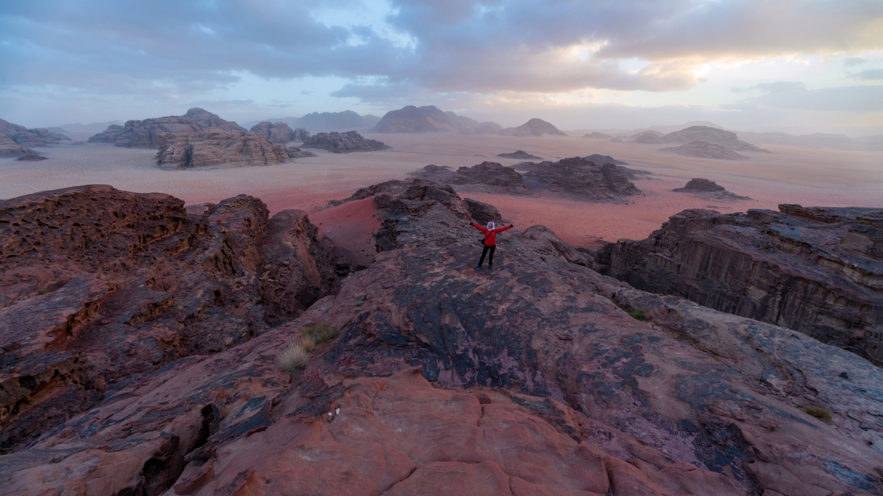 Sonnenuntergang in Wadi Rum, Jordanien – Foto: © Roland Rodenberg